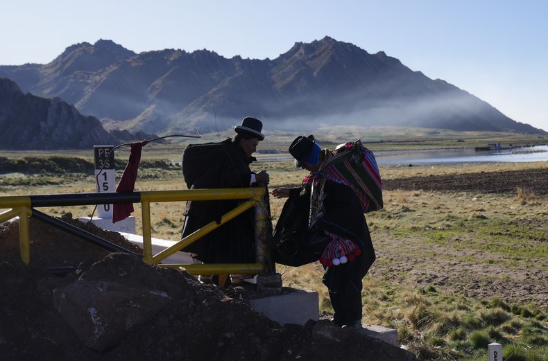 AMS-GEN BOLIVIA-PERÚ PROTESTAS