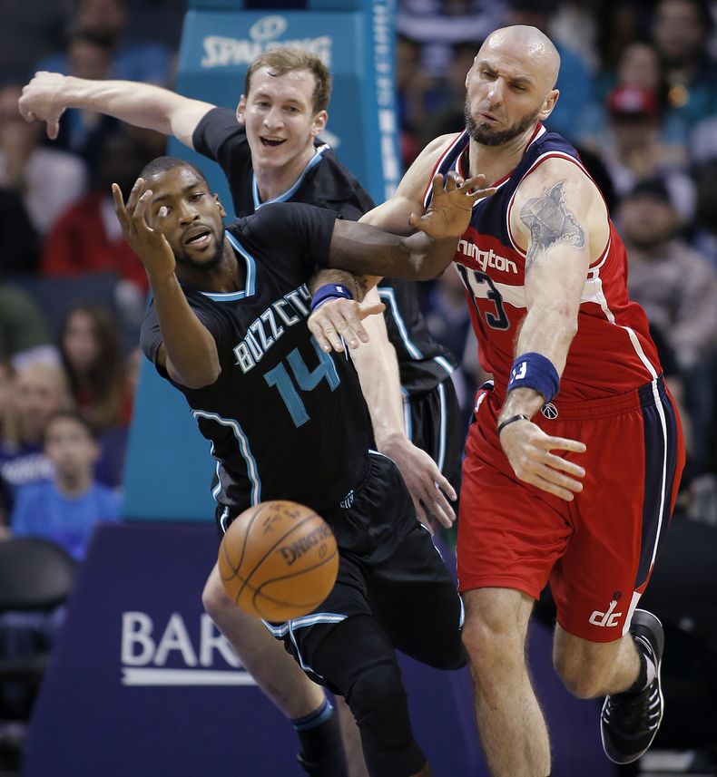 Con 19 de Zeller, se imponen a Wizards