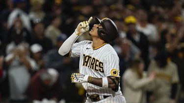 Machado y Musgrove llevan a Padres a paliza sobre Bravos