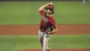 Gallen supera a López y Diamondbacks vencen 5-4 a Marlins