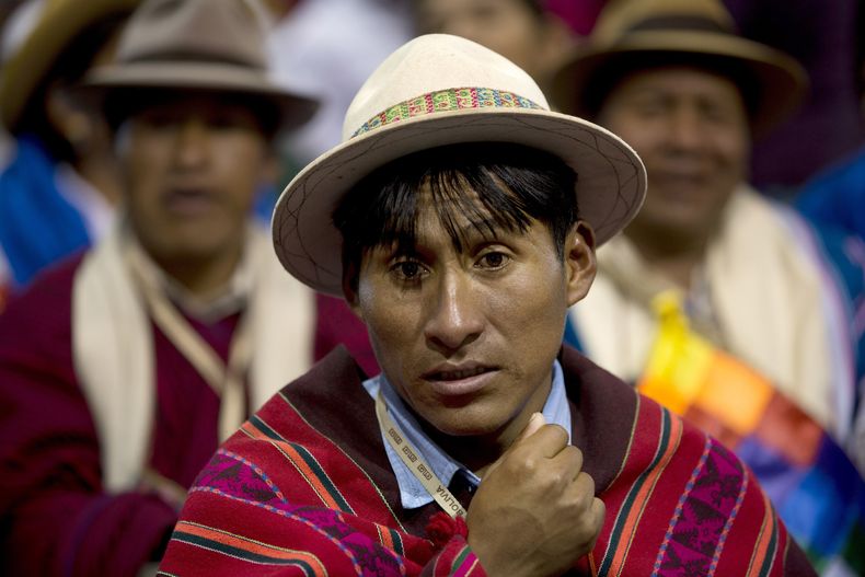 AMN-GEN_PAPA-INDIGENAS_DEBATE-0.jpg