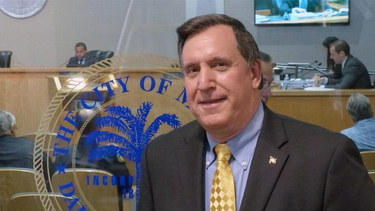 ciudad de miami rechaza la peticion para destituir al comisionado joe carollo