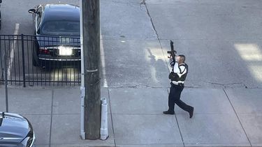 empleado ataca su banco en kentucky; hay 4 muertos