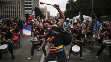 Protestas en Colombia dejan más de un centenar de heridos
