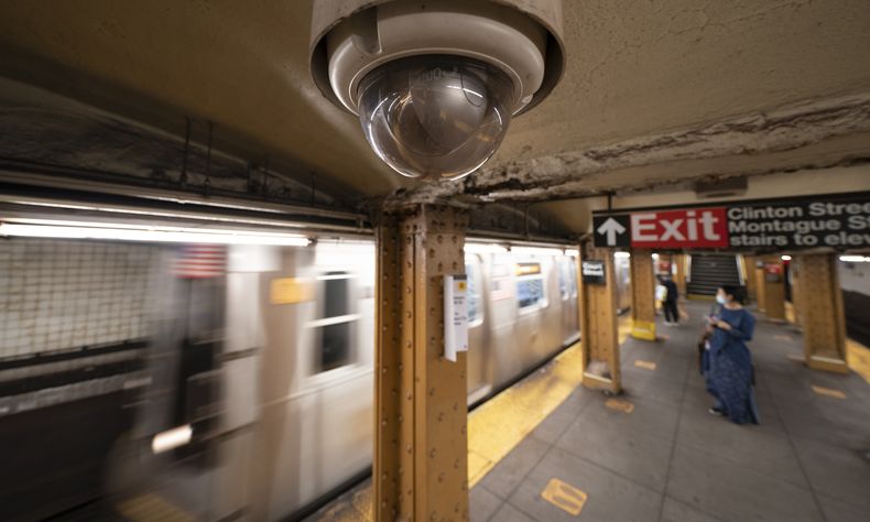 AMN-GEN NUEVA YORK-METRO-DISPAROS