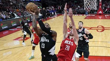 Clippers aplastan por 122-106 a los Rockets