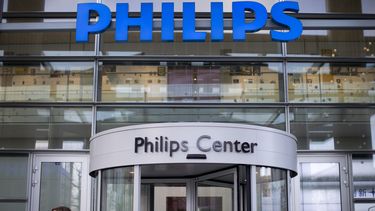 ARCHIVO - Esta fotografía del 27 de enero de 2015 muestra el Centro Philips en Amsterdam, Holanda. (AP Foto/Peter Dejong, Archivo)