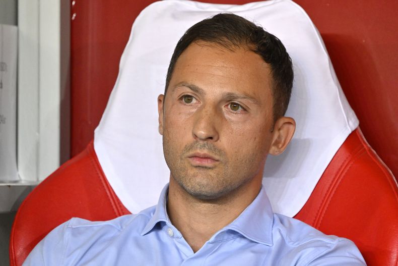 ARCHIVO - El técnico de Bélgica Domenico Tedesco previo al inicio del partido contra Israel por la Liga de Naciones de la UEFA, el 6 de septiembre de 2024, en Debrecen, Hungría. (AP Foto/Denes Erdos)