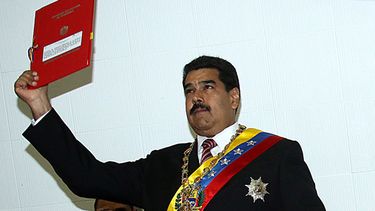 venezuela: aprueban poderes de maduro para legislar
