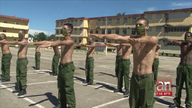 hasta 5 anos de carcel para los jovenes cubanos que intenten evadir el servicio militar