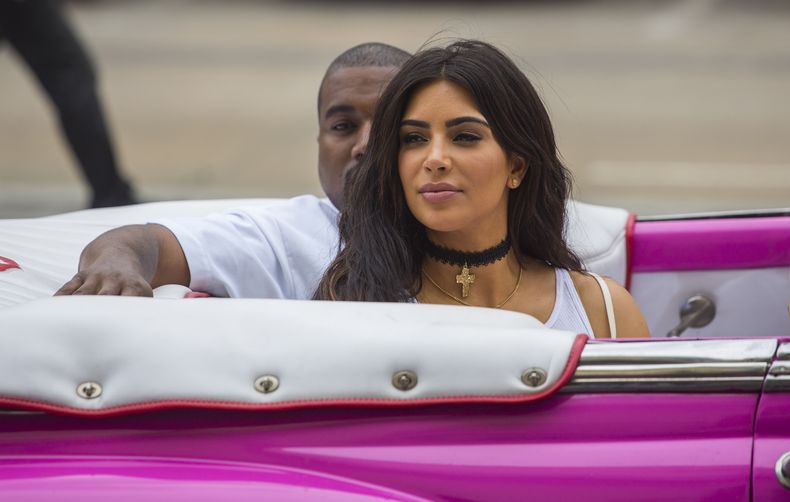 ESP-CEL_CUBA-KARDASHIAN-0.jpg