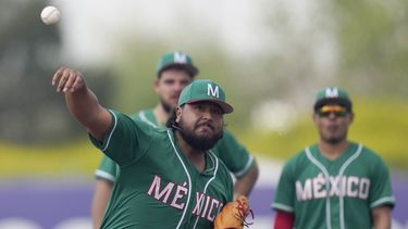 La selección mexicana de béisbol enfrenta a Chile durante los Juegos Panamericanos en Santiago, el miércoles 18 de octubre de 2023 (AP foto/Silvia Izquierdo)