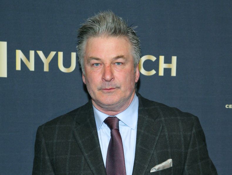 ARCHIVO - Alec Baldwin asiste a la Gala del 50º Aniversario de la Escuela de Artes Tisch de la Universidad de Nueva York en el Jazz del Frederick P. Rose Hall del Lincoln Center, el 4 de abril de 2016, en Nueva York. Fiscales especiales dijeron el martes 17 de octubre de 2023 que buscarán acusar nuevamente al actor Baldwin por homicidio involuntario en un tiroteo fatal en 2021 en un set de película en Nuevo México. (Foto Andy Kropa/Invision/AP, archivo)