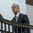 El líder de la mayoría en el Senado, el republicano John Thune, sale del recinto después de un informe confidencial sobre los ataques que ordenó el presidente Donald Trump a las instalaciones nucleares de Irán el pasado fin de semana, el jueves 26 de junio de 2025, en Washington. (AP Foto/Rod Lamkey, Jr.)