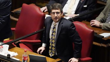 Esclavos, tres quintos de una persona: Recrudece el debate