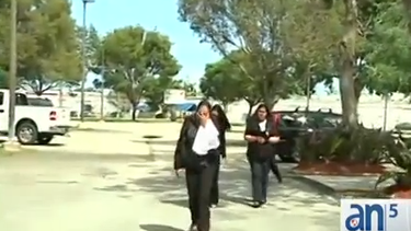 americateve | Hoy se efectuó el funeral de los dos hermanos mexicanos muertos en un bar de Homestead tras una discusión violenta.