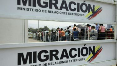AP Explica: Cúcuta, la puerta para ingresar a Venezuela