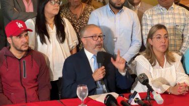 suspendido alcalde de ponce dice que no renunciara a su candidatura