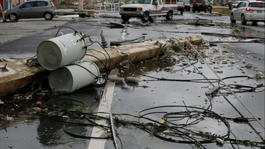 la ayuda comienza a llegar a las zonas mas afectadas de puerto rico