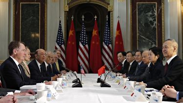 EEUU: Falta mucho para un acuerdo comercial con China