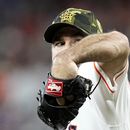 Verlander brilla en victoria de Astros sobre Rangers