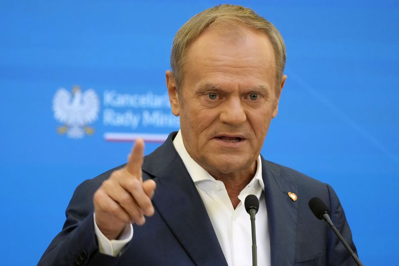 El primer ministro polaco Donald Tusk en conferencia de prensa en Varsovia el 5 de junio del 2024. (Foto AP/Czarek Sokolowski)