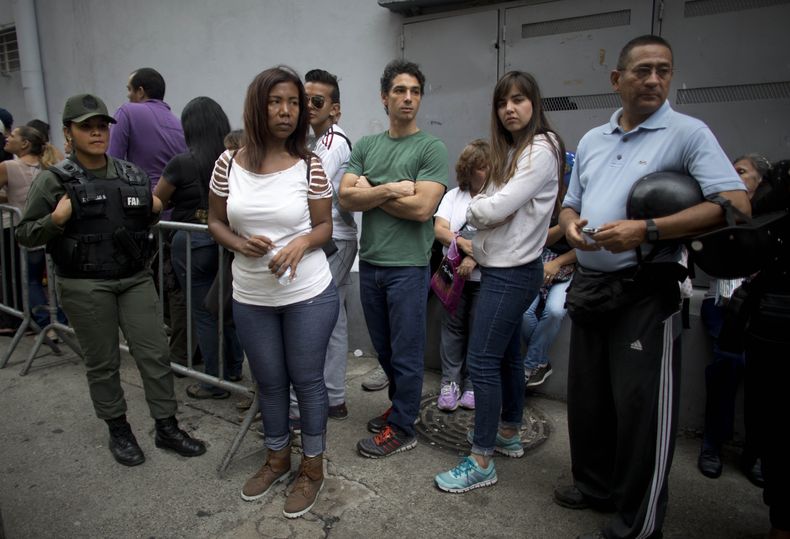 AMS-GEN_VENEZUELA-REFERENDO-2.jpg