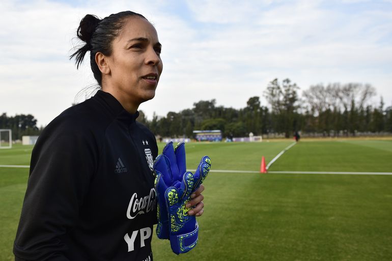 Sudamérica: Fútbol femenino avanza, pero lejos de la elite