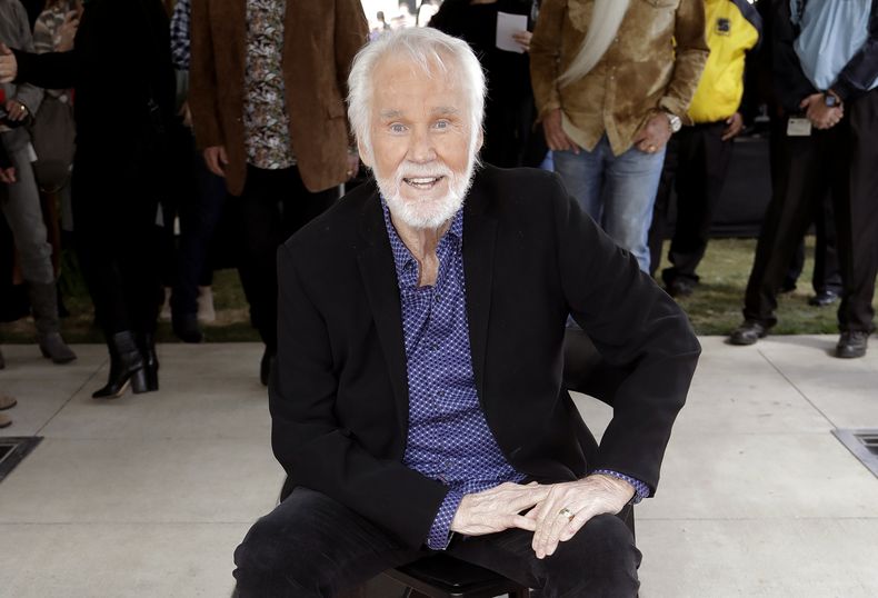 ESP-_CEL_KENNY_ROGERS-0.jpg