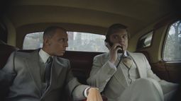Esta imagen proporcionada por Briarcliff Entertainment muestra a Jeremy Strong, izquierda, y Sebastian Stan en una escena de la película The Apprentice. (Pief Weyman/Briarcliff Entertainment vía AP)