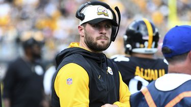 Steelers confirman cirugía de rodilla de T.J. Watt