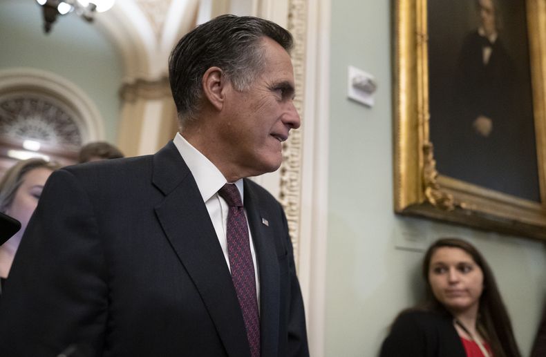 AMN-GEN_TRUMP-JUICIO_POLITICO-ROMNEY-0.jpg
