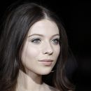 ARCHIVO - Michelle Trachtenberg aparece en el estreno de Defiance durante el AFI Fest 2008 en Los Ángeles, el 9 de noviembre de 2008. (Foto AP/Matt Sayles, archivo)