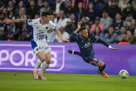 Marsella gana 3-0 en Lorient y se afirma como 2do