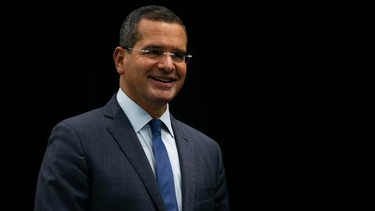 el gobernador pedro pierluisi no adelantara su regreso desde espana