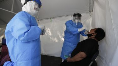 mexico amplia su acuerdo con los hospitales privados para que atiendan a pacientes de covid-19 gratis