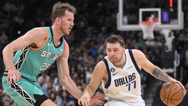 Con otra gran noche de Doncic, Mavs superan a Spurs