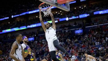 Durant lleva a Nets a victoria sobre Pelicans con 33 puntos
