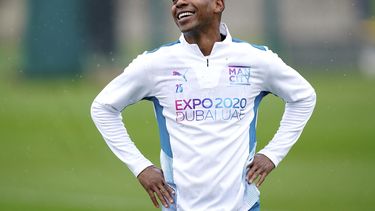 Fernandinho se irá del City al final de la temporada