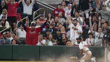 Demeritte y Fried dan a Bravos triunfo sobre Cachorros