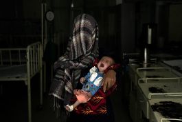 1,1 millones de ninos afganos sufriran desnutricion: onu