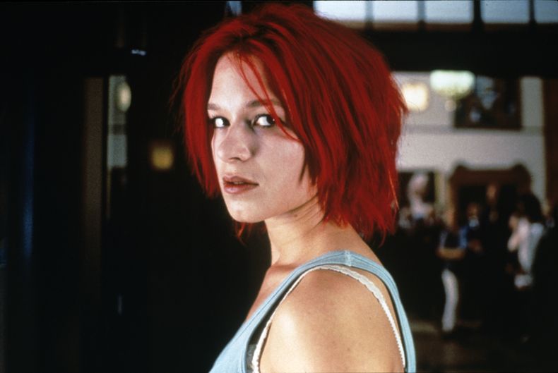 En esta imagen proporcionada por Sony Pictures Classics Franka Potente en una escena de Run Lola Run. (Bernd Spauke/Sony Pictures Classics vía AP)