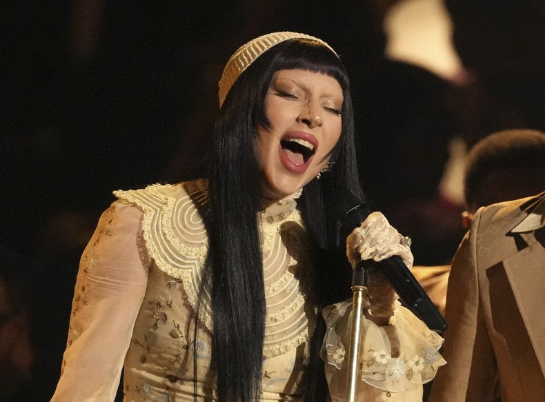 ARCHIVO - Lady Gaga se presenta durante la 67.a edición anual de los Premios Grammy en Los Ángeles el 2 de febrero de 2025. (Foto AP/Chris Pizzello, archivo)