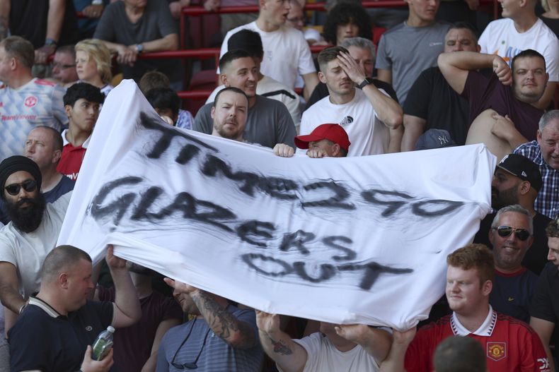 DEP-FUT MAN UNITED-CRISIS