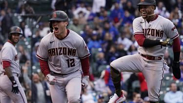 Varsho pega doble en la 10ma; Diamondbacks salen victoriosos