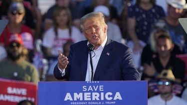 Corte Suprema rechaza inmiscuirse en disputa FBI-Trump