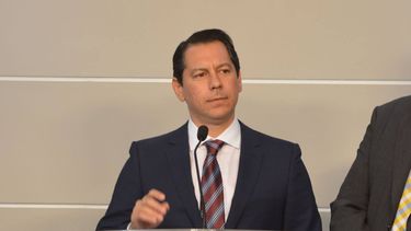 juan dalmau interviene en violenta agresion en playa de vieques