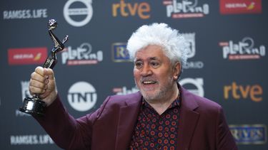 Almodóvar recibirá premio a la trayectoria en Venecia