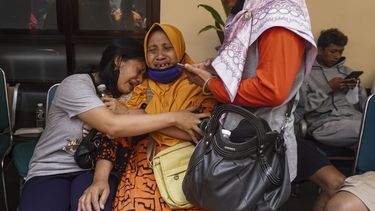 Fútbol mundial reacciona a tragedia en Indonesia
