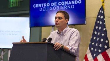 aumenta el numero de clientes con servicio de agua y luz
